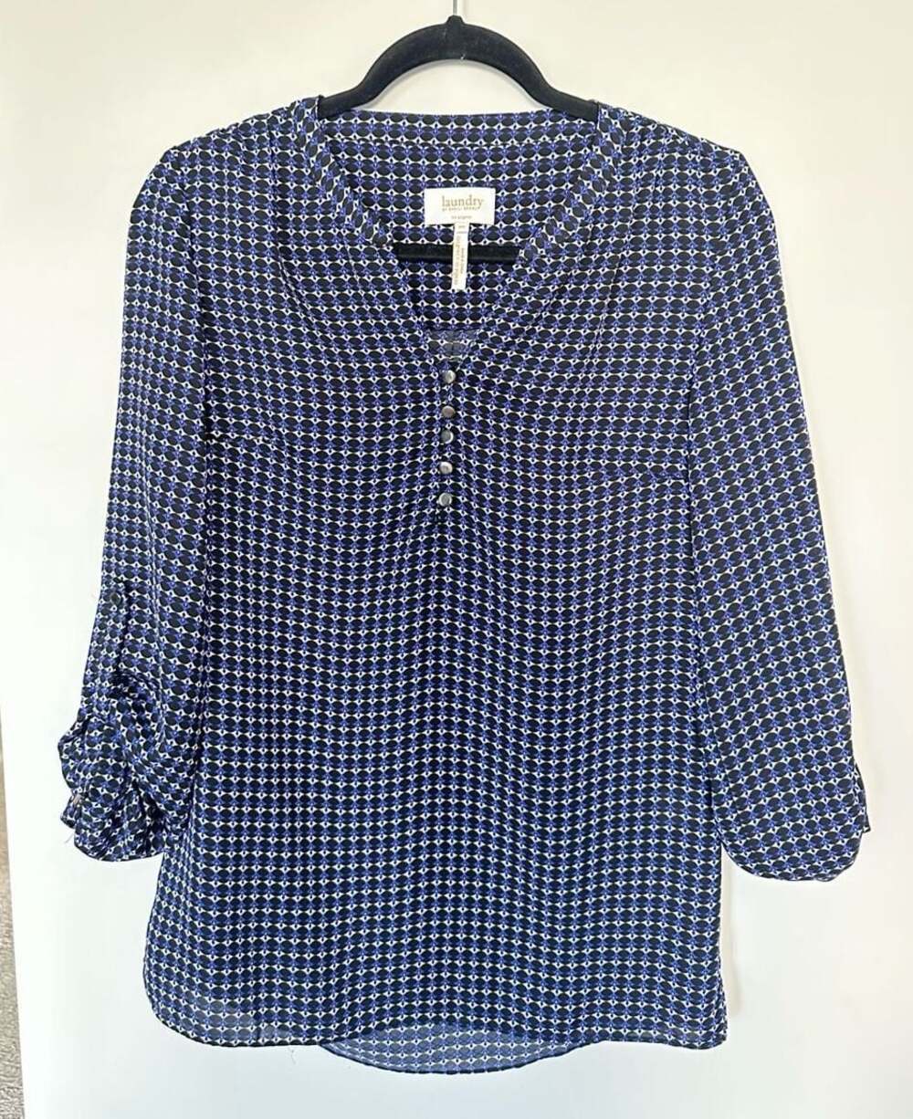 Laundry by Shelli Segal Geometric Print Long Sleeve Button V-Neck Tunic Blouse X